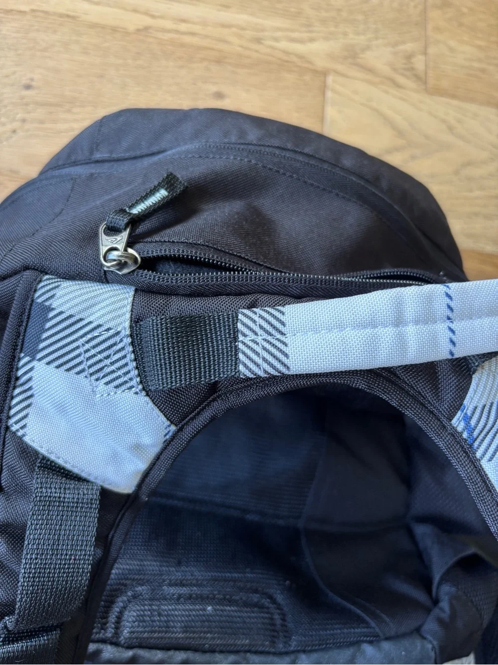 Quicksilver backpack with cooler front